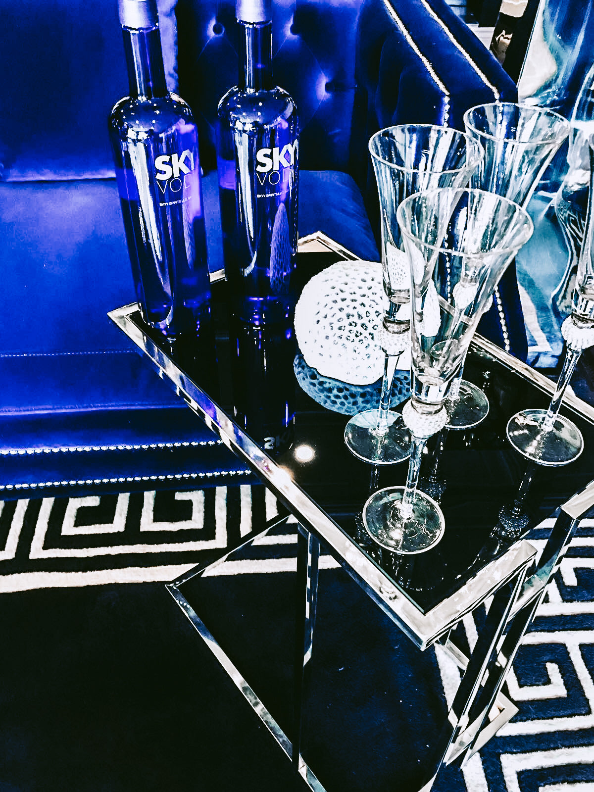 Showrooms & Reception Spaces, Vol. II interior, United Kingdom